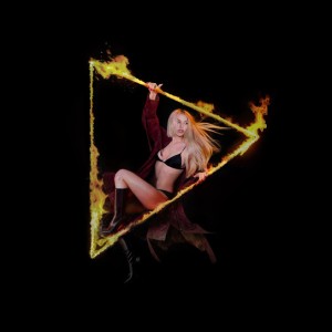 Ava Max – Don’t Click Play (2025)