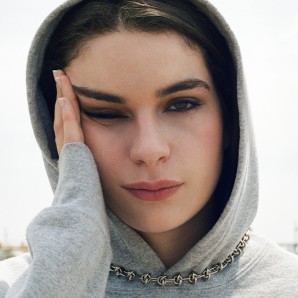 Adèle Castillon, Videoclub – Plaisir Risque Dépendance (2023)